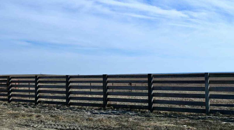 Irvine fence contractor